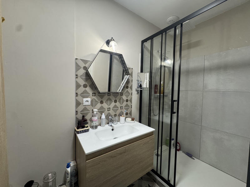 Maison - 250 m² - 9 pièces