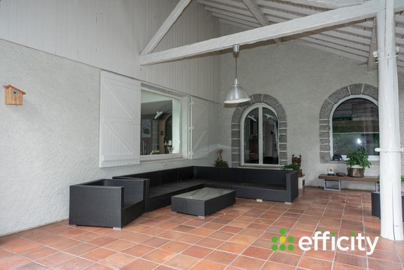 Maison - 444 m² - 10 pièces