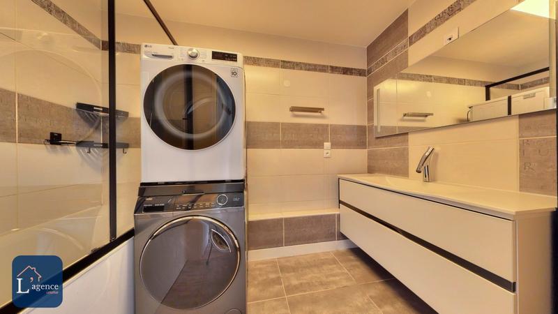 Appartement - 72 m² - 3 pièces