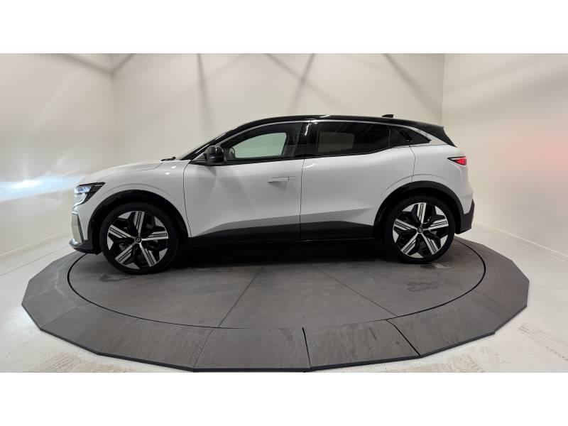 Renault Mégane E-Tech 220 ch autonomie confort Gsr2 Iconic