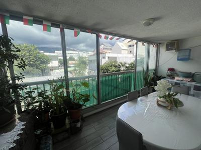 Appartement - 90 m² - 3 pièces