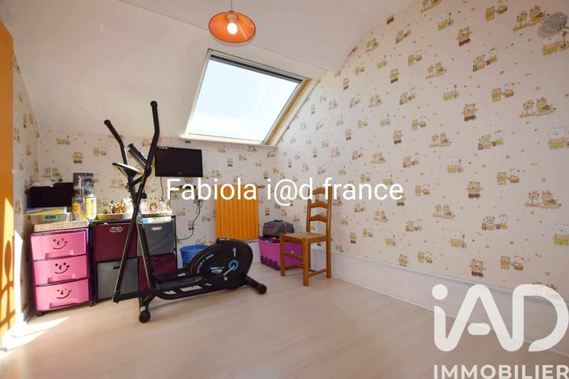 Maison - 192 m² - 11 pièces