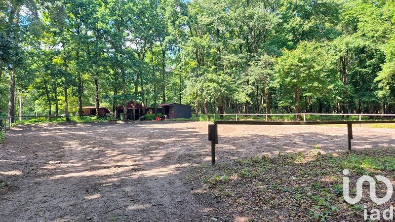 Maison - 370 m² - 8 pièces