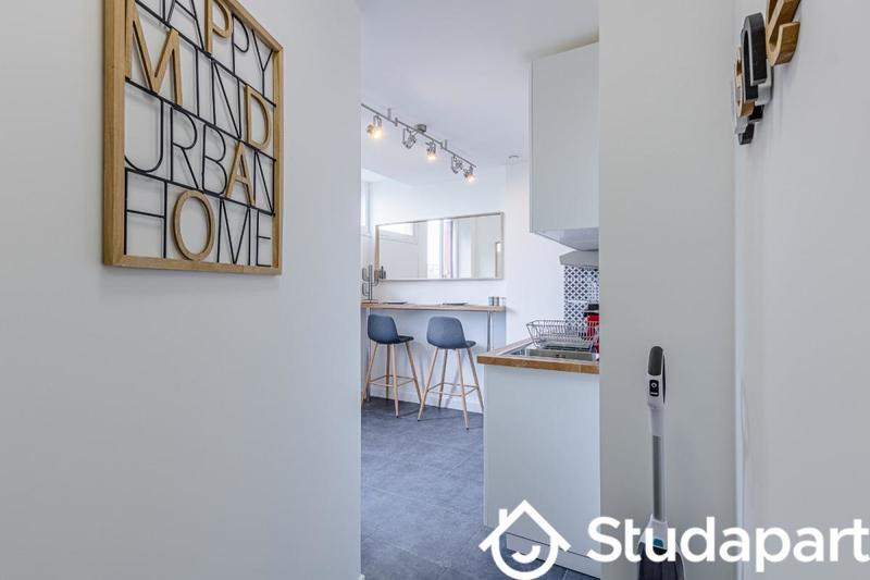 Chambre - 11 m² - 1 pièce