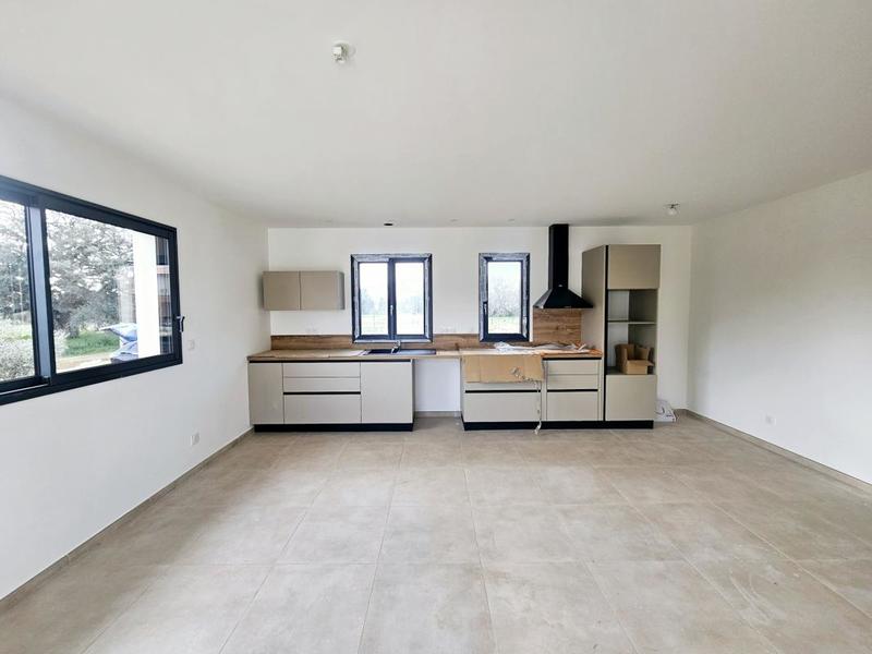 Villa - 97 m² - 4 pièces