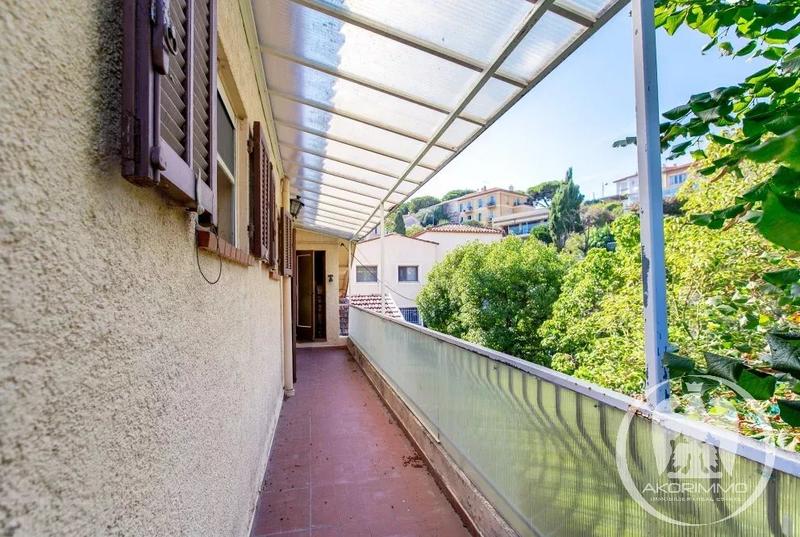 Appartement - 158 m² - 8 pièces
