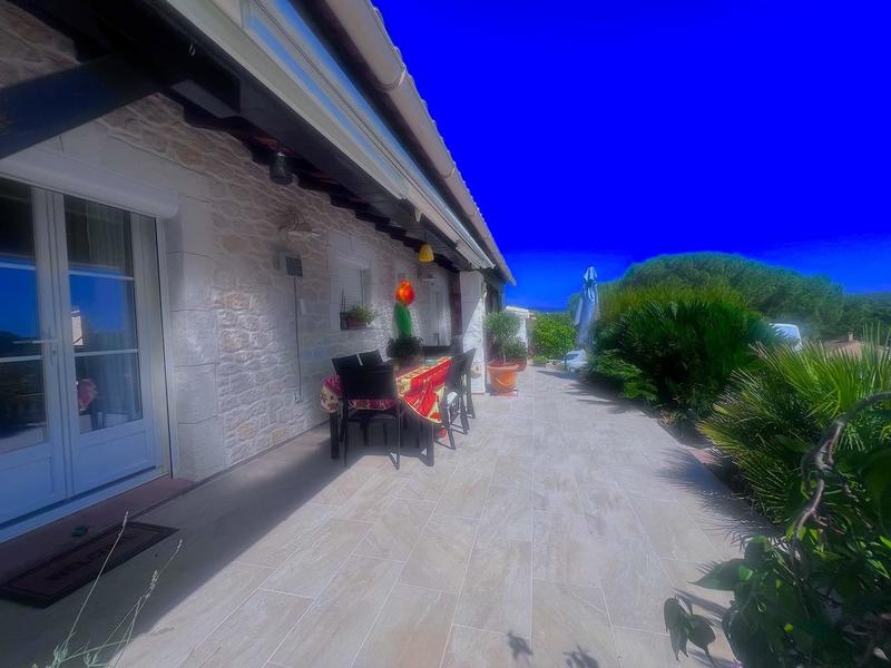 Villa - 100 m² - 4 pièces