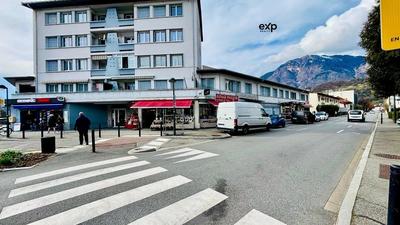 Fonds de commerce - Magasins - 109 m²