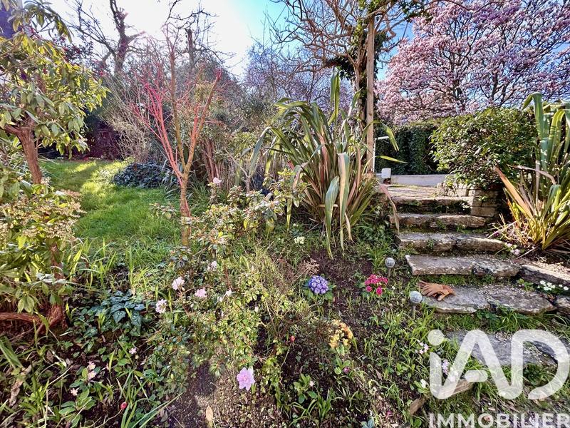 Maison - 137 m² - 7 pièces