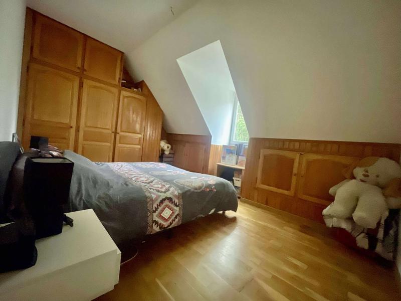 Maison - 99 m² - 6 pièces