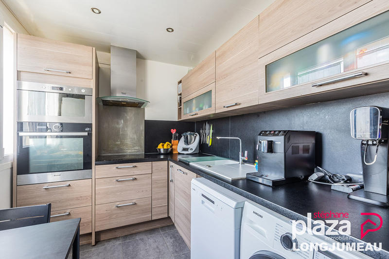 Appartement - 77 m² - 4 pièces