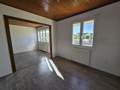 Maison - 71 m² - 5 pièces