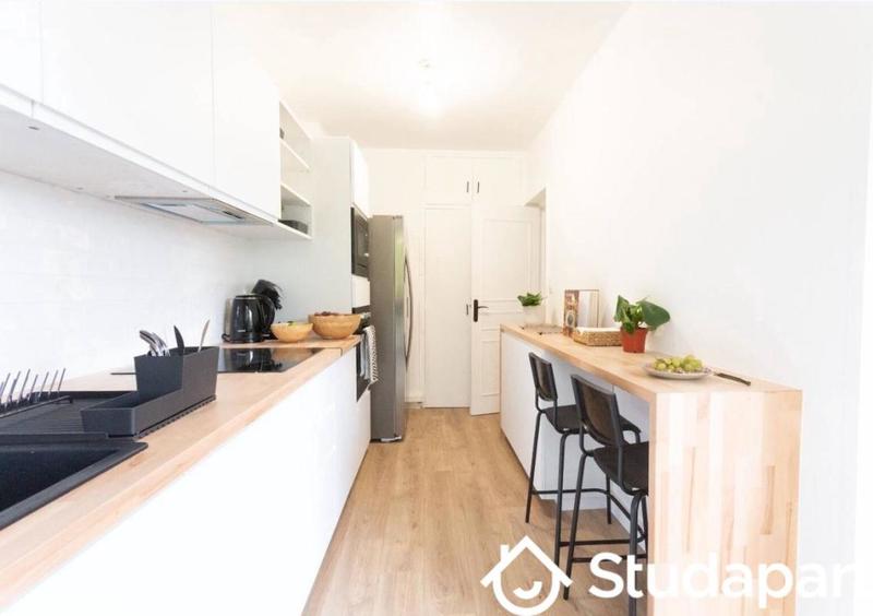 Chambre - 12 m² - 1 pièce