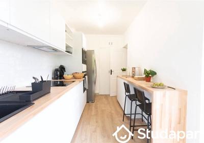 Chambre - 12 m² - 1 pièce