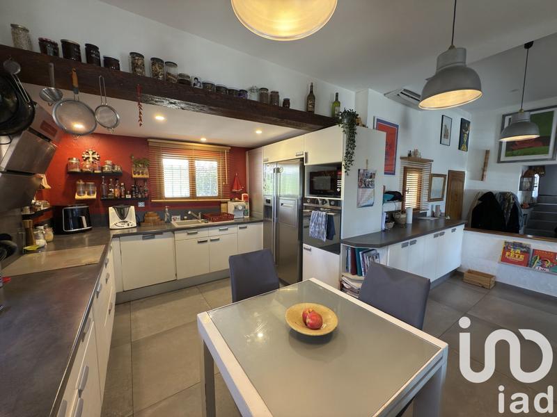 Maison - 165 m² - 6 pièces