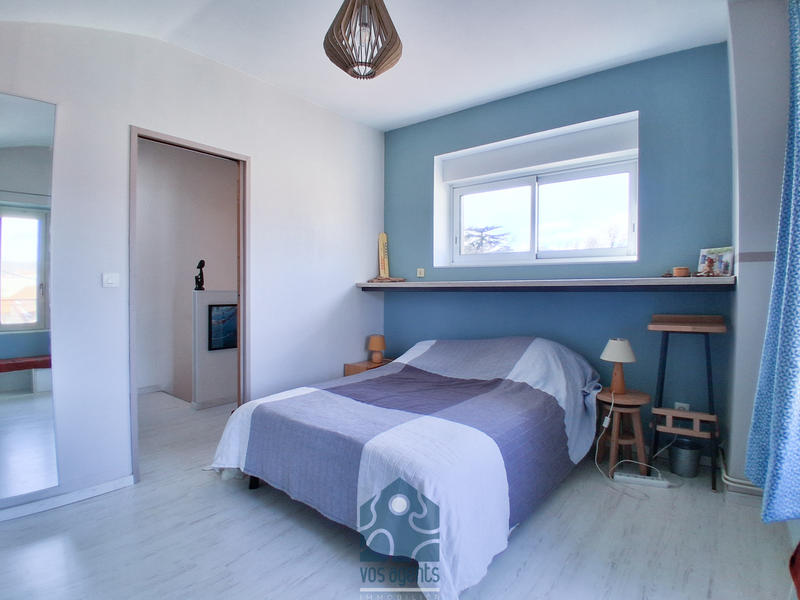 Maison - 93 m² - 5 pièces