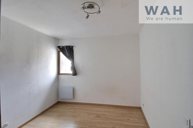 Appartement - 84 m² - 2 pièces