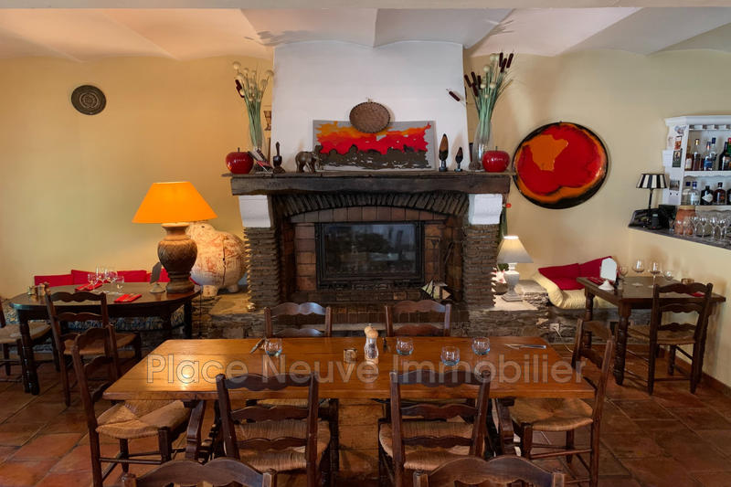 Local commercial - 255 m²