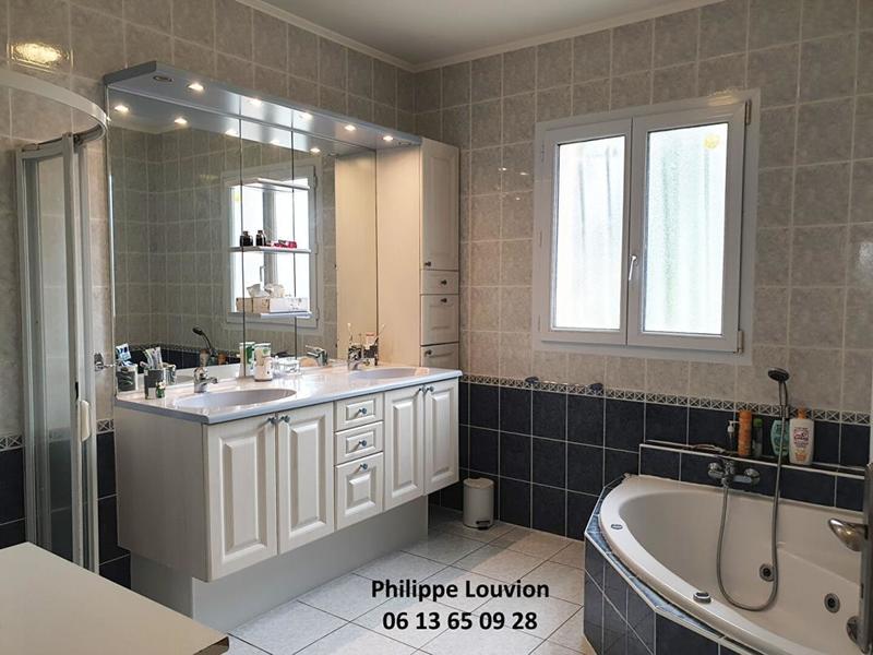 Maison - 136 m² - 6 pièces