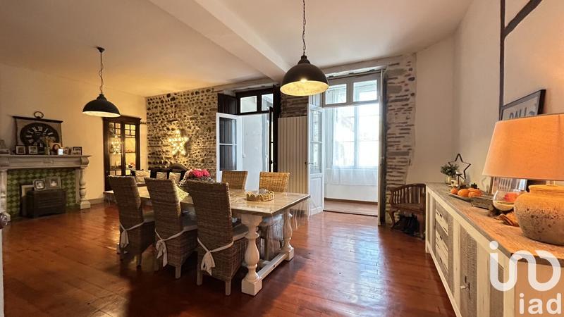 Appartement - 198 m² - 5 pièces