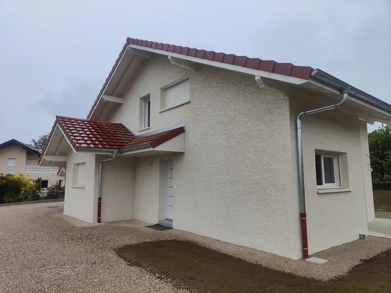 Maison - 102 m² - 5 pièces