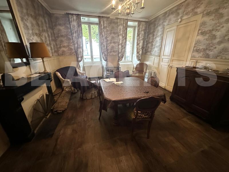 Appartement - 129 m² - 5 pièces