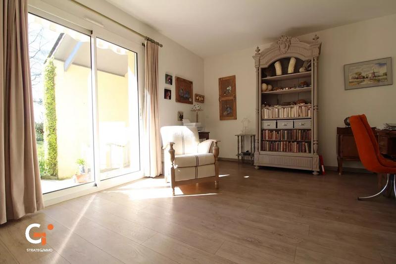 Maison - 174 m² - 7 pièces