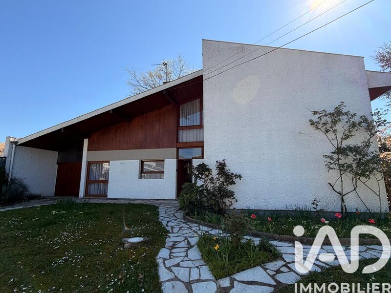 Maison de maîtres - 170 m² - 6 pièces