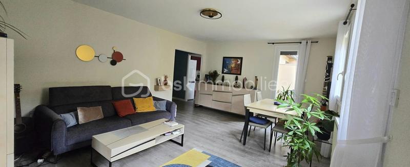 Appartement - 75 m² - 3 pièces