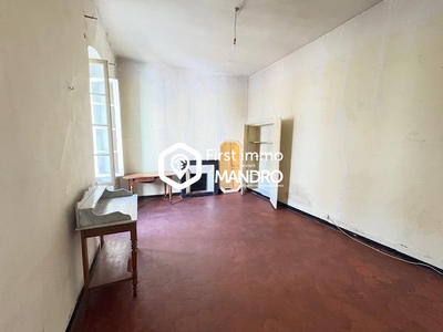 Maison ancienne - 220 m² - 7 pièces