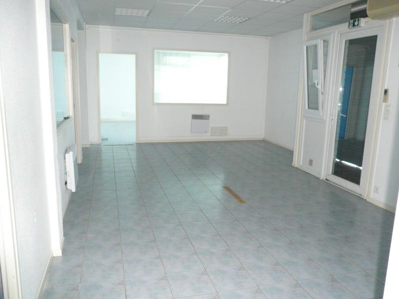 Local commercial - 366 m² - 8 pièces