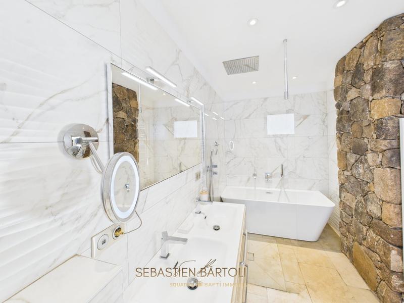 Maison - 145 m² - 4 pièces