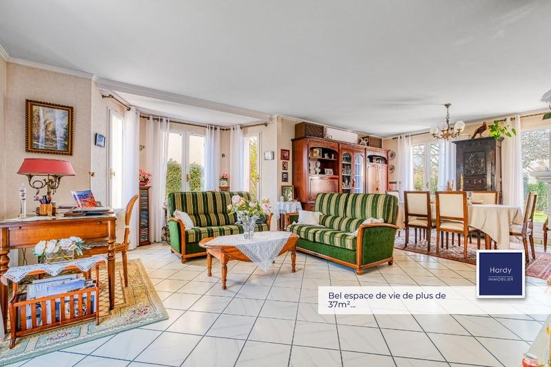 Maison - 126 m² - 6 pièces