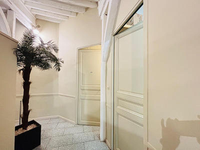 Local commercial - 110 m² - 5 pièces