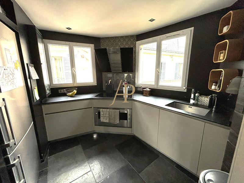 Appartement - 135 m² - 6 pièces