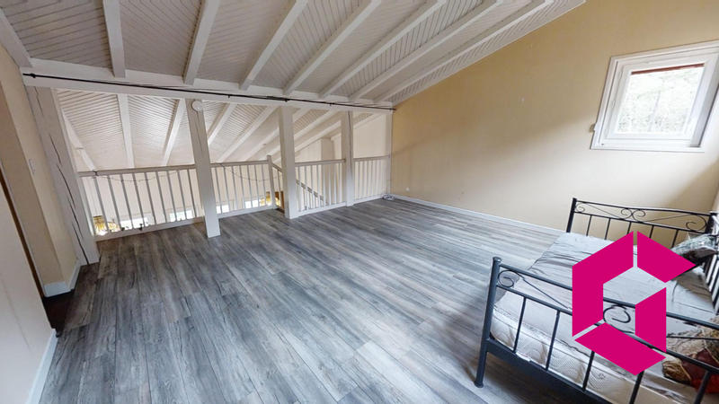 Maison - 293 m² - 11 pièces