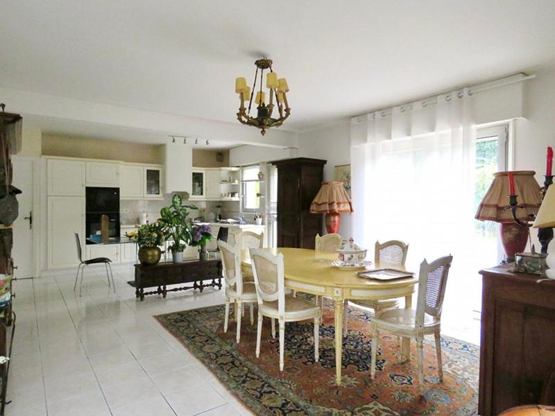 Maison - 178 m² - 7 pièces