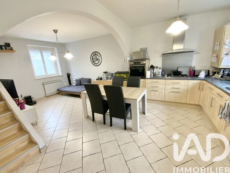 Maison - 101 m² - 5 pièces