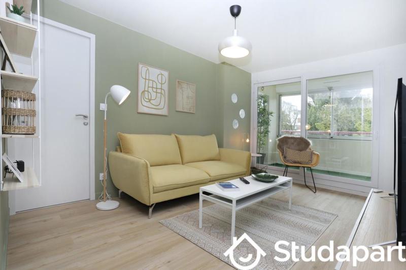 Chambre - 12 m² - 1 pièce