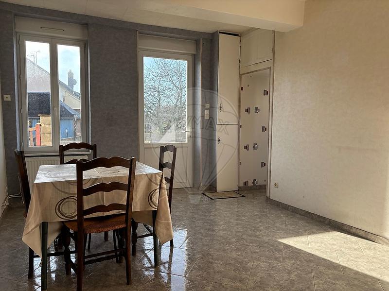 Maison - 80 m² - 4 pièces