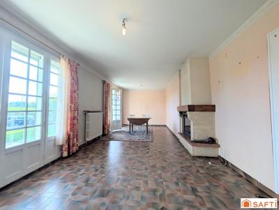 Maison - 90 m² - 4 pièces