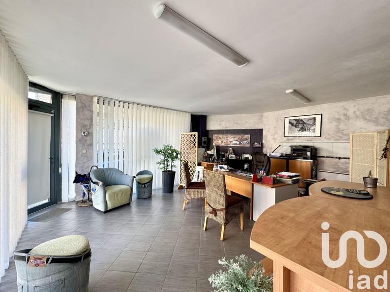 Maison - 190 m² - 4 pièces