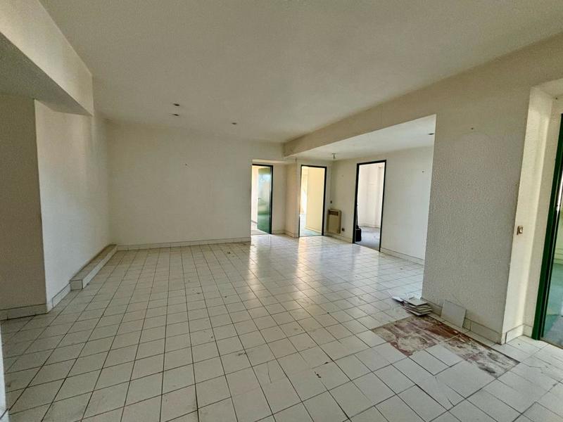 Appartement - 135 m² - 4 pièces