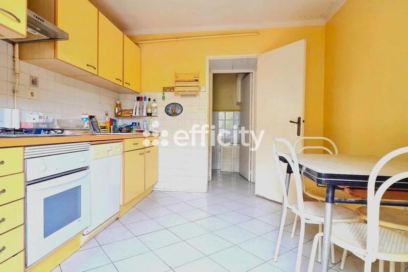 Appartement - 70 m² - 3 pièces