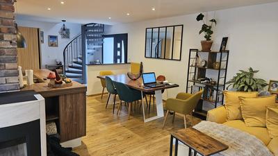 Maison - 110 m² - 6 pièces