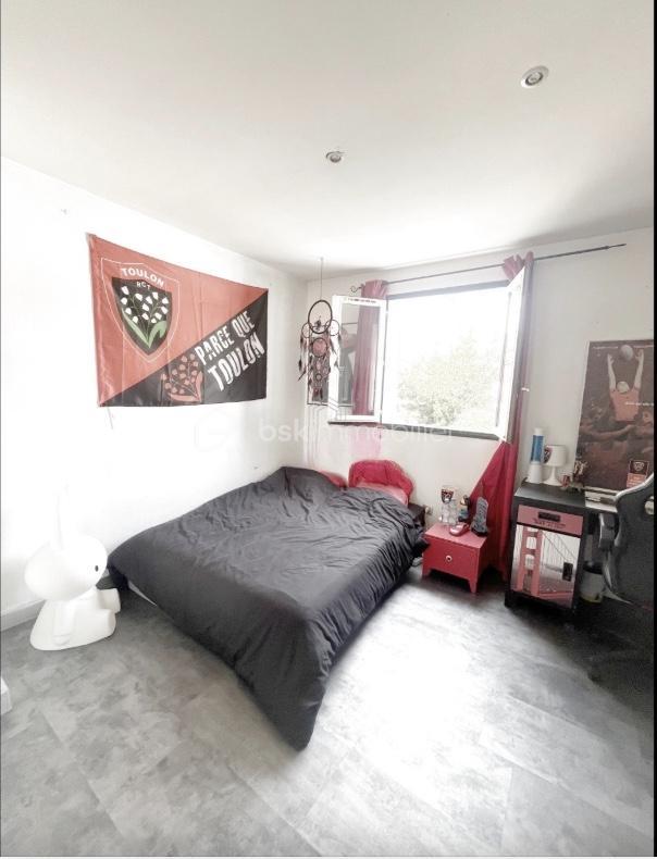 Villa - 90 m² - 4 pièces