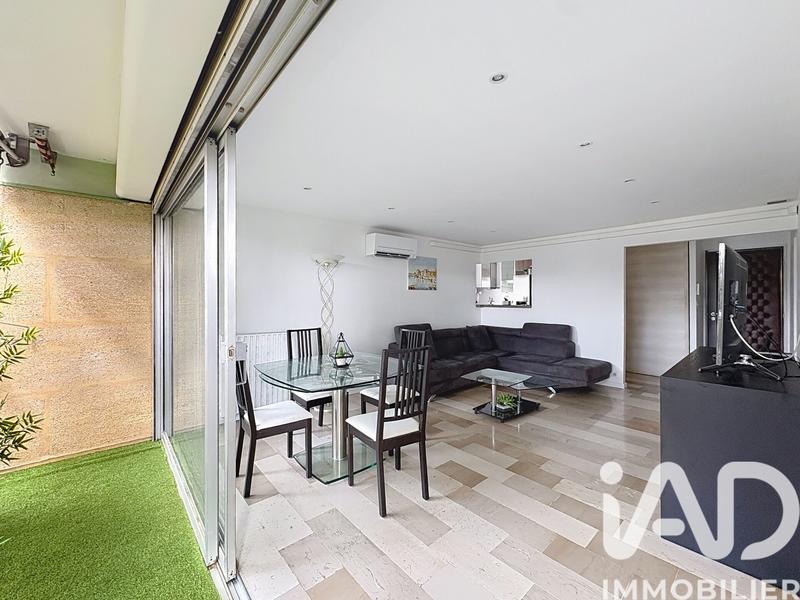 Appartement - 75 m² - 3 pièces