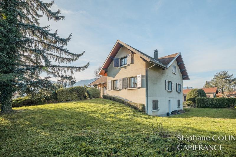 Maison - 201 m² - 8 pièces