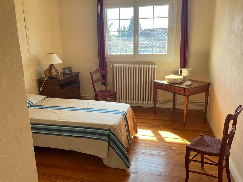 Maison - 198 m² - 8 pièces