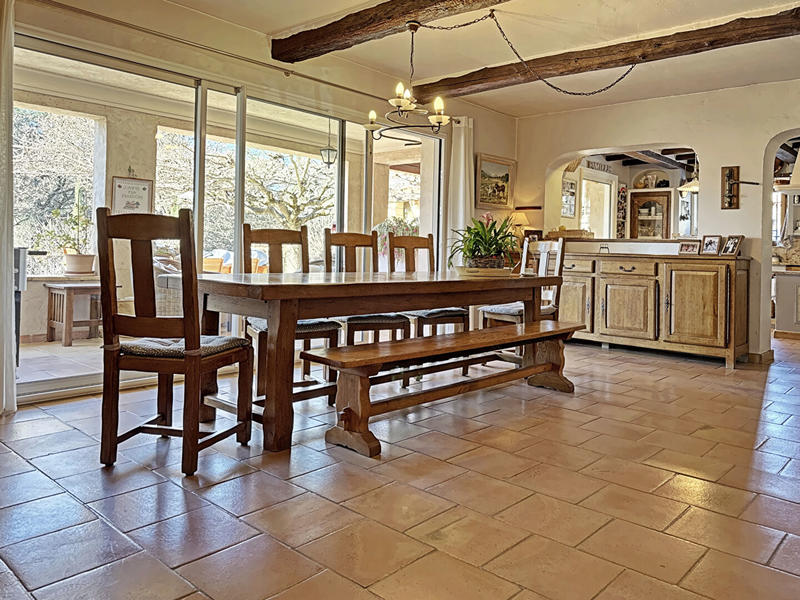 Maison - 138 m² - 7 pièces